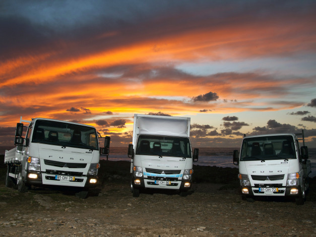 Обои картинки фото автомобили, mitsubishi, canter, fuso