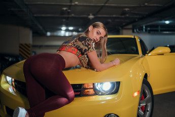 Картинка автомобили -авто+с+девушками девушка авто