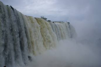 Картинка природа водопады водопад туман обрыв сумерки