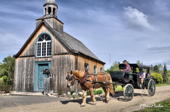 Картинка la chapelle saint paulin города католические соборы костелы аббатства лошадь