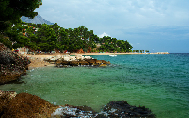 Обои картинки фото природа, побережье, море, камни, деревья
