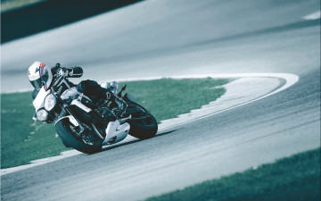 Картинка спорт мотоспорт гонка трек motorcycle triple r street triumph
