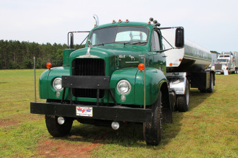 Картинка 1965+mack+truck+model+b-67 автомобили mack сша грузовики тяжелые inc trucks