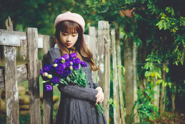 Обои картинки фото девушки, -unsort , азиатки, цветы, девушка