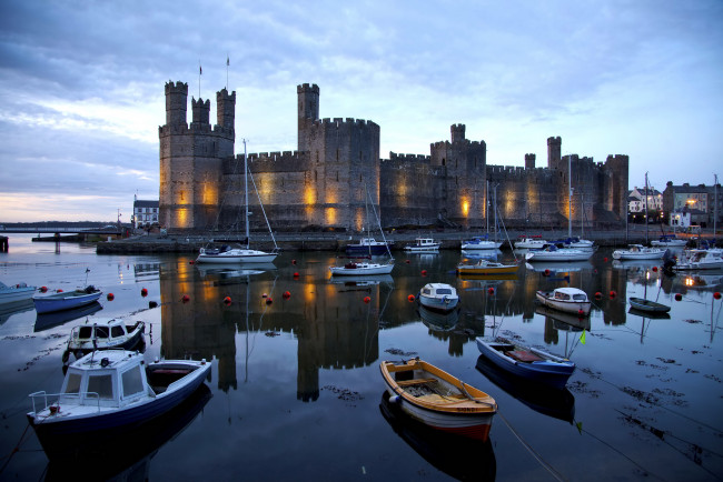 Обои картинки фото caernarfon, castle, великобритания, города, дворцы, замки, крепости, замок, река