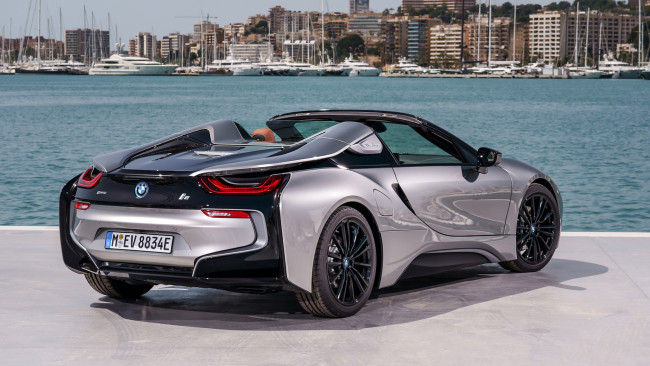 Обои картинки фото bmw i8 roadster 2019, автомобили, bmw, 2019, металлик, серебряный, roadster, i8