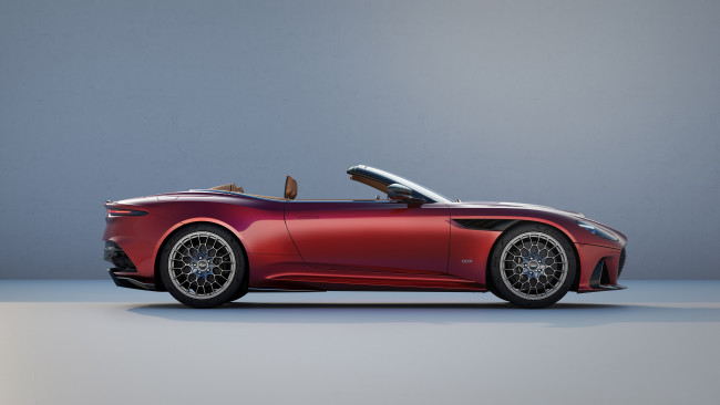 Обои картинки фото aston martin dbs 770 ultimate volante 2024, автомобили, aston martin, aston, martin, dbs, 770, ultimate, volante, 2024, авто, автомобиль, суперкар, гиперкар, средство, передвижения