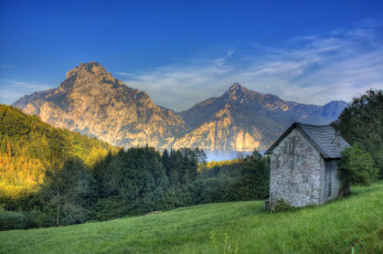 Картинка природа горы трава постройка лес озеро австрия