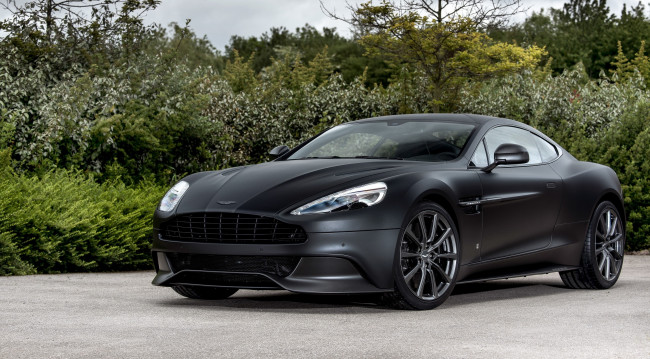 Обои картинки фото автомобили, aston martin, one, of, seven, vanquish, aston, martin, q, темный, 2015г