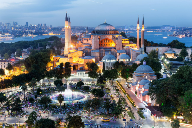 Обои картинки фото города, стамбул , турция, теплоход, залив, здания, башня