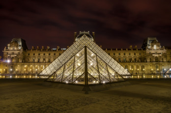 обоя louvre, города, париж , франция, пирамида