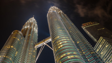 обоя petronas twin towers,  kuala lumpur, города, куала-лумпур , малайзия, башни