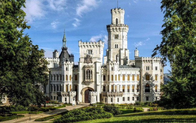 Обои картинки фото castle hlubokа nad vltavou, города, замки чехии, castle, hlubokа, nad, vltavou