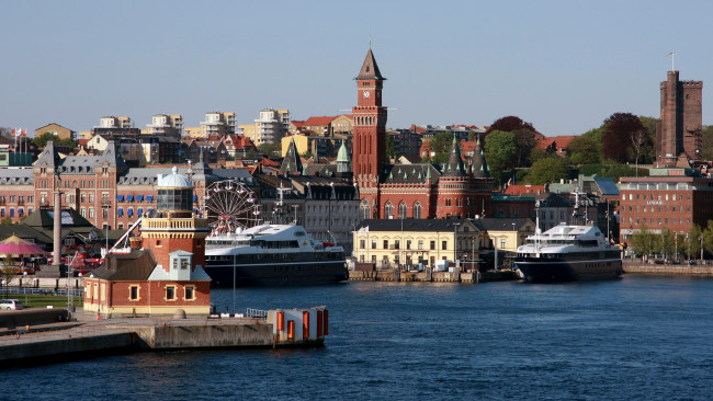 Обои картинки фото helsingborg, sweden, города, улицы, площади, набережные, набережная, река, лайнер, дома, замок