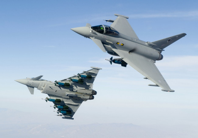 Обои картинки фото авиация, боевые, самолёты, avia, eurofighter, typhoon