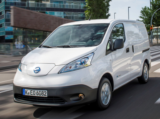 Обои картинки фото автомобили, nissan, datsun, e-nv200, van, 2014г, светлый