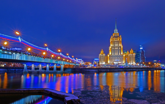 Обои картинки фото города, москва , россия, ночь, река, мост