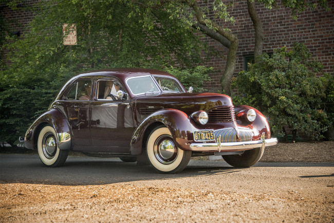 Обои картинки фото hupmobile skylark,  1941, автомобили, классика, выставка, автошоу, автопробег