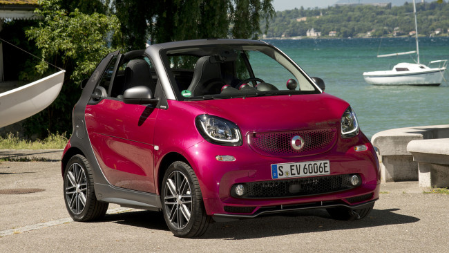 Обои картинки фото smart fortwo cabrio electric drive 2018, автомобили, smart, 2018, drive, electric, cabrio, two, for