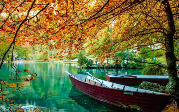 Картинка корабли лодки +шлюпки озеро осень