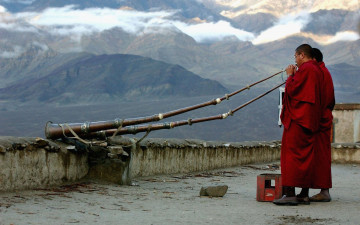 Картинка мужчины unsort тибет монах