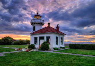 Картинка mukilteo lighthouse clinton washington природа маяки tulalip bay клинтон вашингтон закат газоны клумбы побережье