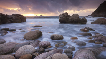 Картинка природа побережье камни море облака