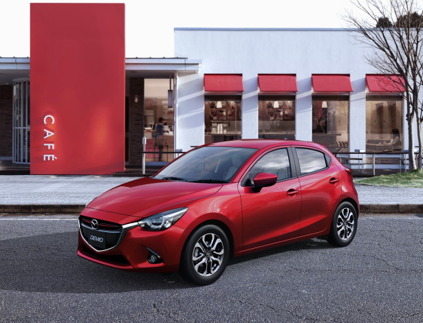 Обои картинки фото 2014 mazda demio, автомобили, mazda, красная, demio