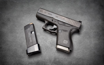 Картинка оружие пистолеты пистолет самозарядный glock 43 австрийский