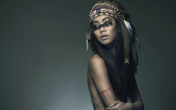 Картинка девушки -unsort+ азиатки брюнетка девушка азиатка перья модель индианка