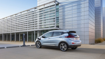 обоя chevrolet bolt ev 2017, автомобили, chevrolet, 2017, ev, bolt