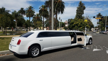 обоя chrysler 300 limousine 2016, автомобили, выставки и уличные фото, chrysler, 300, limousine, 2016