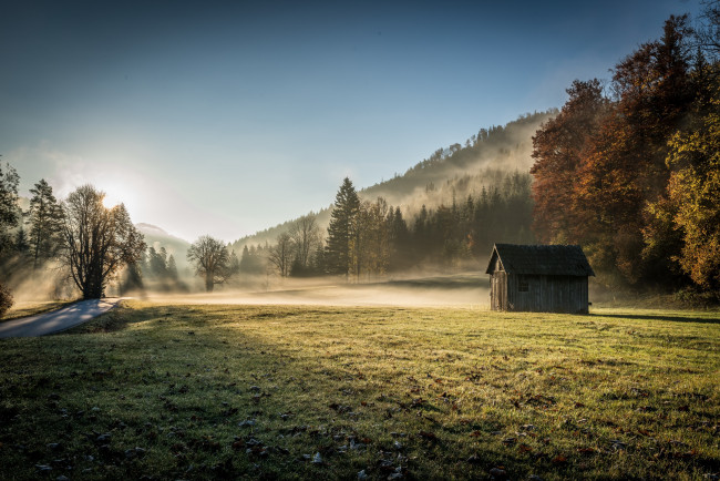 Обои картинки фото природа, пейзажи, туман, утро, дом, поле