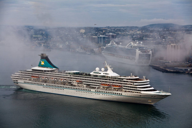 Обои картинки фото корабли, лайнеры, вода, круиз, туман