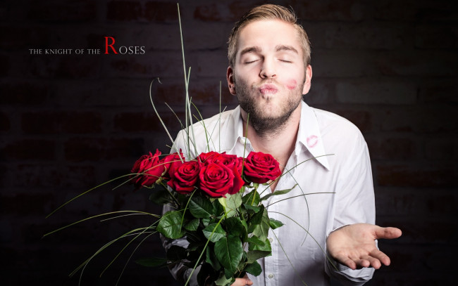 Обои картинки фото мужчины, - unsort, помада, поцелуй, розы