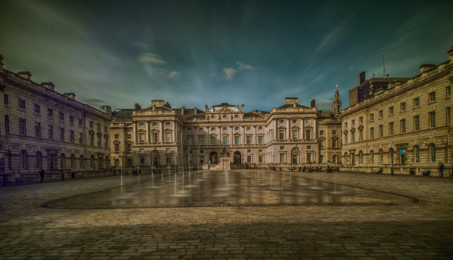 Обои картинки фото somerset house,  london, города, лондон , великобритания, простор