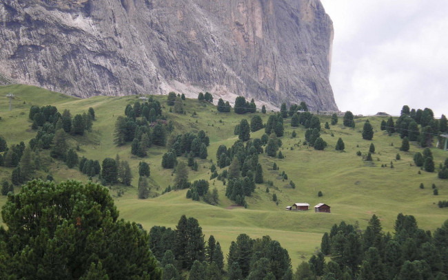 Обои картинки фото доломитовые, альпы, природа, деревья, домики, гора