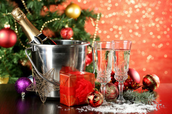 Картинка праздничные угощения бокалы шампанское