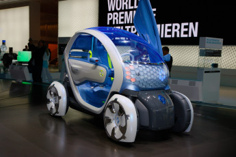 Картинка renault+twizy+ze+concept+2011 автомобили выставки+и+уличные+фото выставка автосалон 2011 concept ze twizy renault