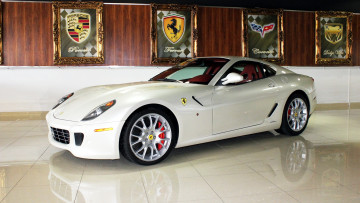 Картинка ferrari 599 gtb fiorano автомобили выставки уличные фото спортивный италия