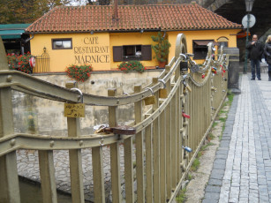 Картинка прага города Чехия замки кафе мост