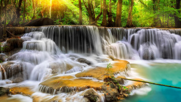 Картинка tropical+waterfall+in+thailand природа водопады tropical waterfall in thailand