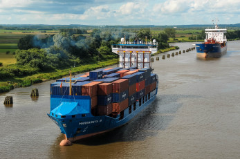 Картинка margareta+b корабли грузовые+суда контейнеровоз