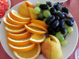Картинка еда фрукты +ягоды апельсины виноград персики
