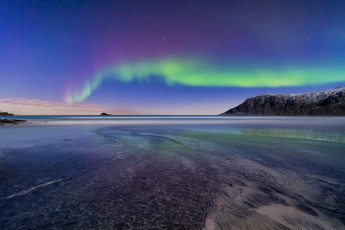 Картинка природа северное+сияние лофотены норвегия горы море небо северное сияние felix ostapenko