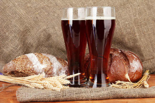 Обои картинки фото еда, напитки,  пиво, квас, хлеб