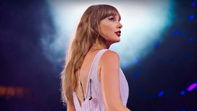 Обои картинки фото taylor swift,  the eras tour , 2023, девушки, taylor, swift, the, eras, tour, концертный, тур, певица, тейлор, свифт, год