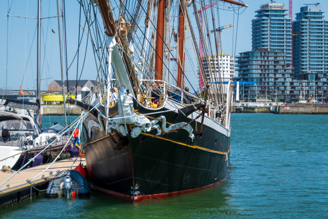 Обои картинки фото old sailing ship, корабли, парусники, old, sailing, ship