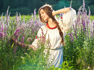 Картинка девушки екатерина+томчук этно цветы