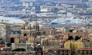 Картинка марсель+ франция города -+панорамы лайнер дома